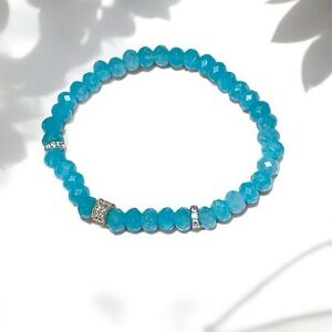 Elegant Blue Beaded Bracelet